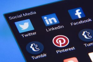 linkedin czy goldenline?