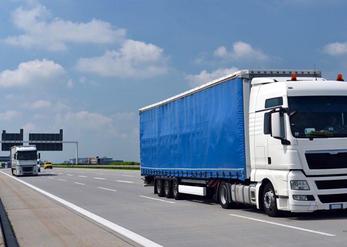 usługi transportowe jaki VAT?