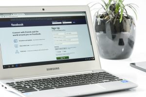 jak rozliczyć fakturę z facebooka