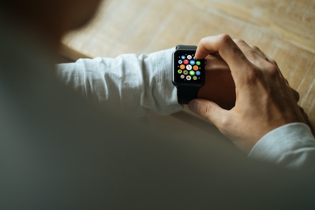 smartwatch na firmę