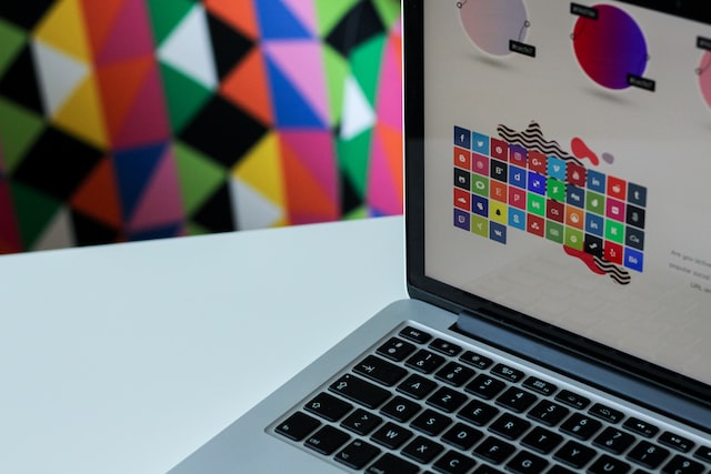 projekt graficzny stworzony w programie Canva
